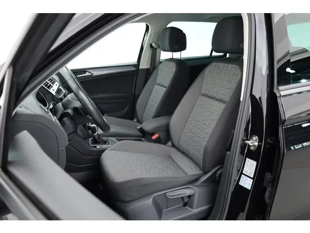 Volkswagen Tiguan 1.5 TSI Life | Rijklaar!! | Adapt. Cruise | Trekhaak | Navi | Stoel- Stuurverw. |...