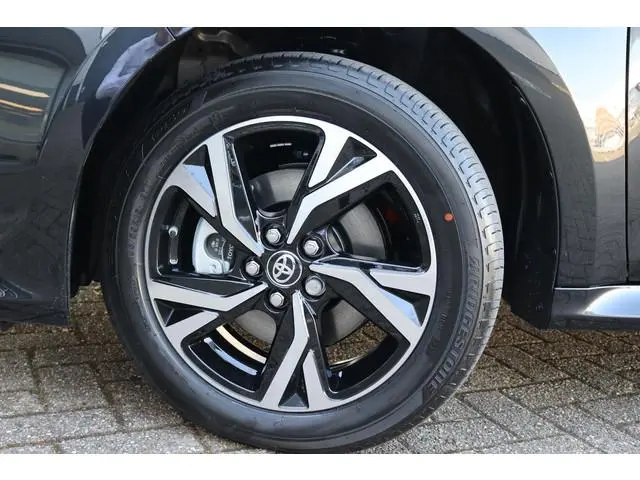 Toyota Yaris 1.5 Hybrid 115 Dynamic, Comfort Pack