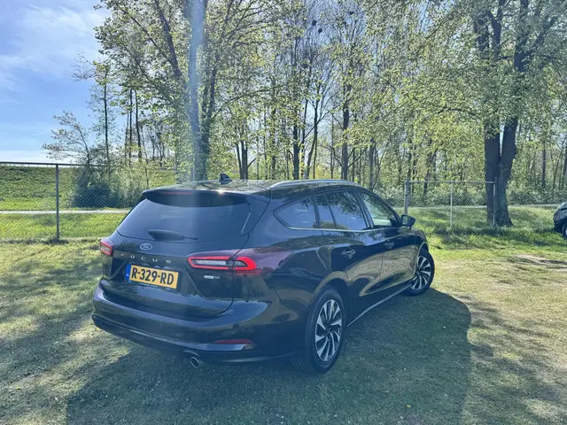 Ford Focus Wagon 1.0 EB 125PK Hybrid Titanium X | WINTERPACK | KEYLESS | SYNC 4 | CAMERA | CLIMA |