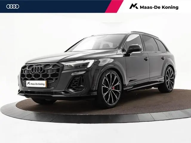 Audi Q7 55 TFSIe 394pk Tiptronic Quattro Pro Line S · Panoramadak · Luchtvering · Wegklapbare Trekha...