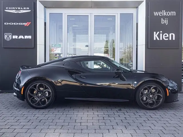 Alfa Romeo 4C