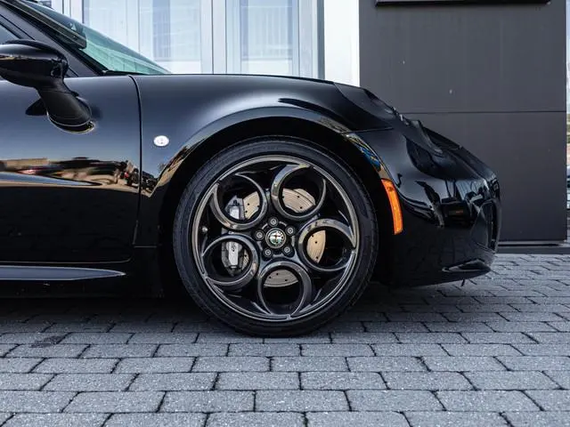Alfa Romeo 4C