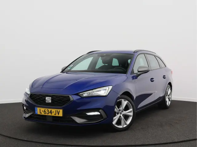 SEAT Leon Sportstourer 1.5 eTSI FR Automaat/ trekhaak/ lage km!