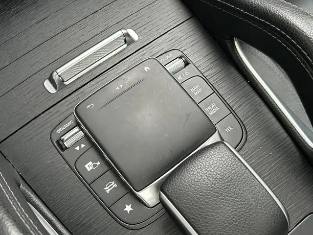 Mercedes-Benz 300