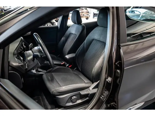 Ford Puma 1.0 EcoBoost Titanium Winterpack | Trekhaak |  Adapt. Cruise
