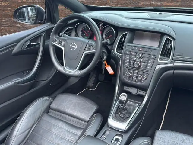 Opel Cascada