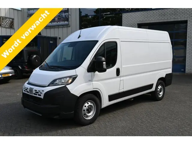Fiat Ducato 2.2 MultiJet 140 S&S L2H2 3.5t Camera, Airco, Cruise control