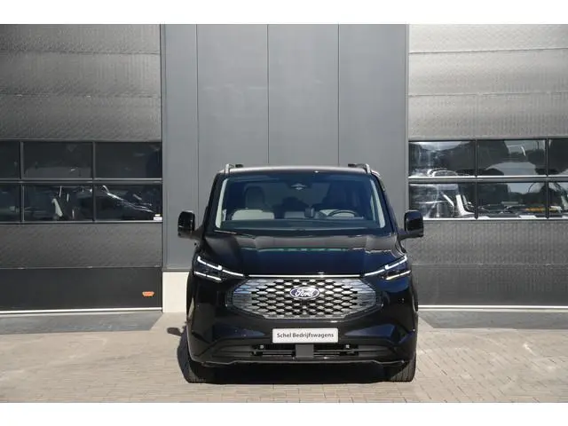 Ford Tourneo