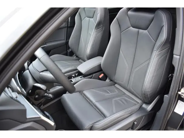 Audi Q3 Sportback 45 TFSI e S-Line 245 Pk Pano Vol Leder 360 Camera Matrix HD Keyless Sfeer 20 Inch