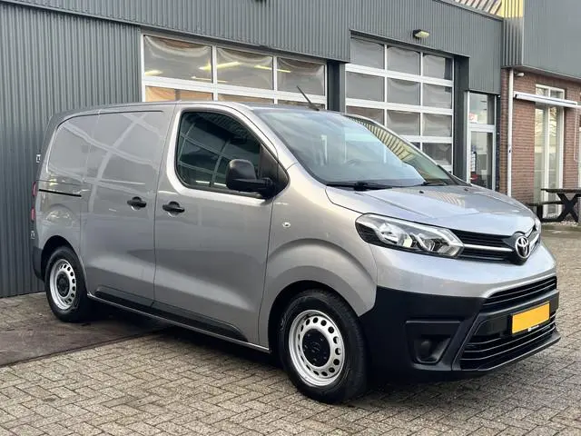 Toyota pro-ace