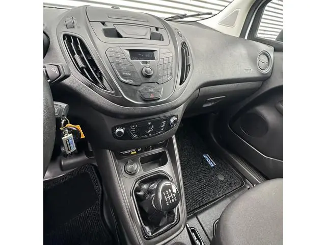 Ford Transit Courier