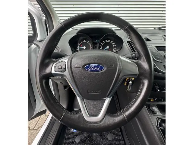 Ford Transit Courier