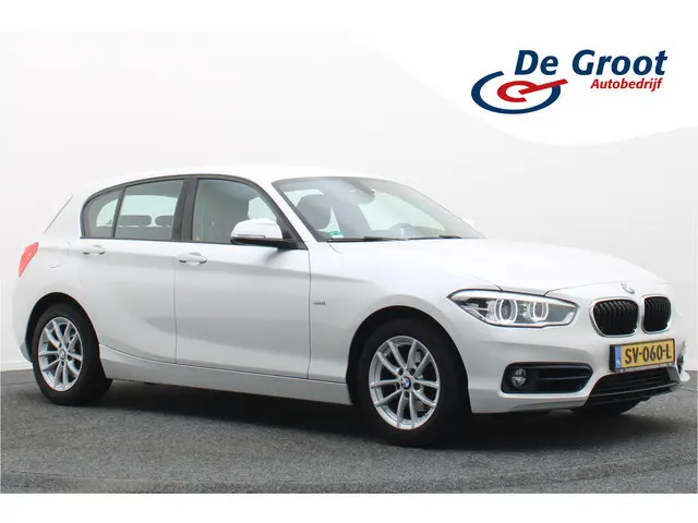 BMW 1-serie 118i Corporate Lease Executive Automaat Navigatie, LED, Climate, Cruise, Trekhaak