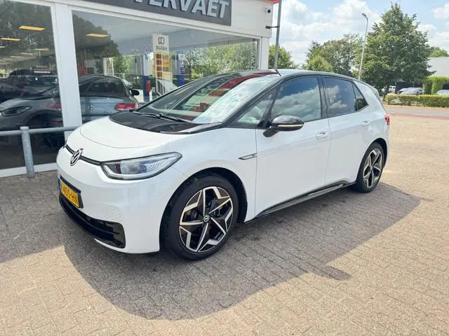 Volkswagen ID.3 First Plus 58 kWh