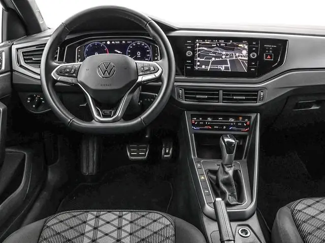 Volkswagen Polo 1.0 TSI 95pk DSG R-Line · Camera · Matrix LED · ACC · Stoelverwarming · Apple/Androi...