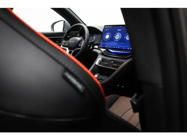 BYD SEAL U