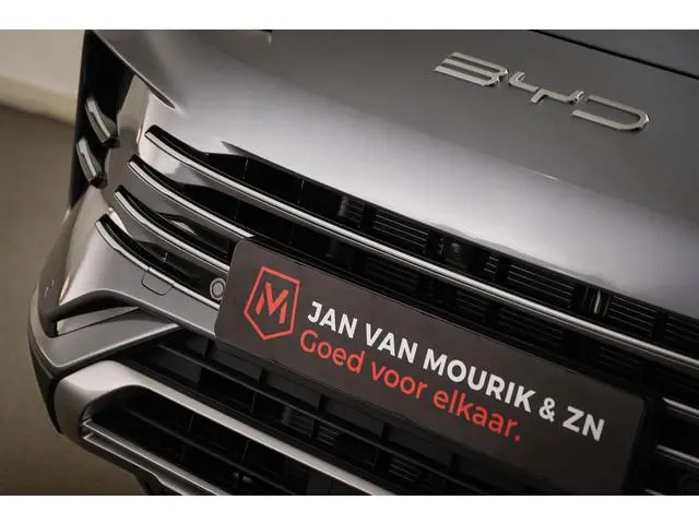BYD SEAL U