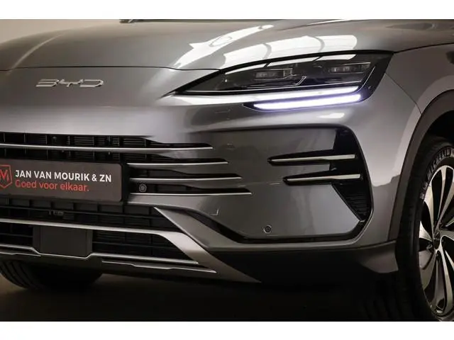 BYD SEAL U