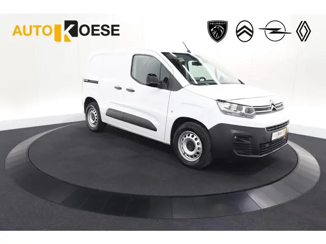 Citroen ë-Berlingo 136 L1 50 kWh | SOH 99,1% | Camera | Vloerplaat Laadruimte | Apple Carplay | Park...