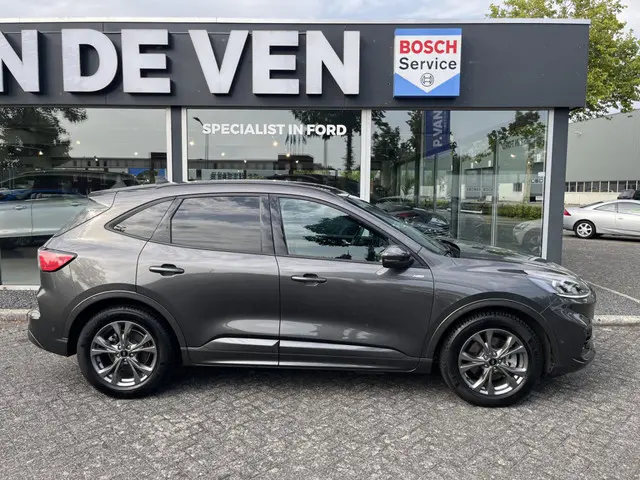 Ford Kuga 2.5 PHEV ST-Line X 225pk/165kW e-CVT Automaat | 84434 |  Elektr. trekhaak | Driver Assista...