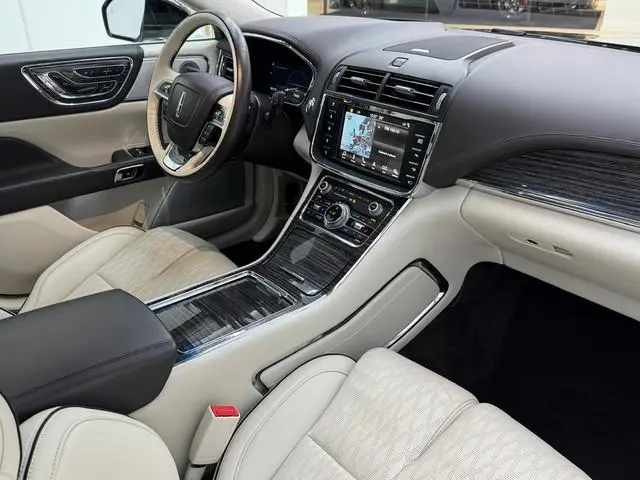 Lincoln Continental