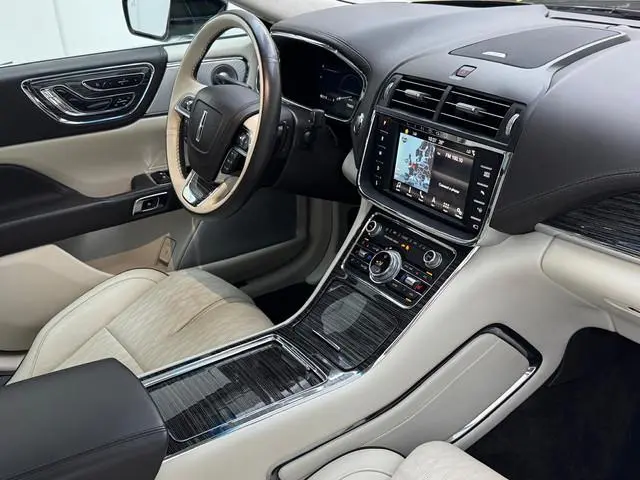Lincoln Continental