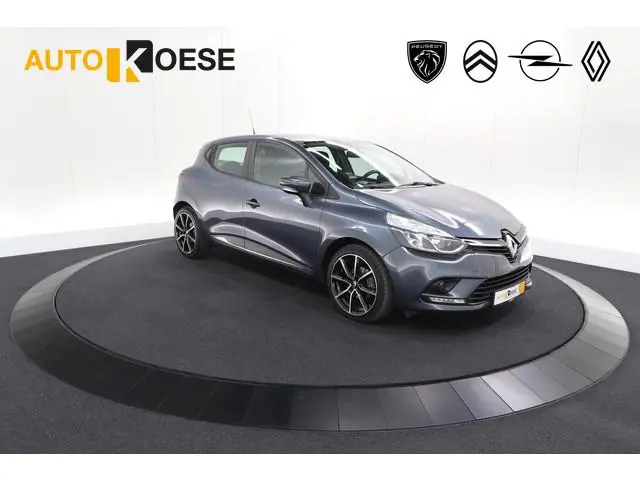 Renault Clio TCe 90 Zen | Navigatie | Cruise Control | 17 inch | Airco