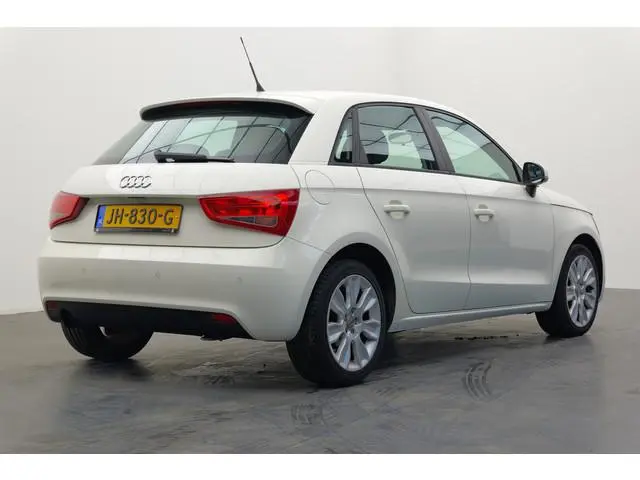 Audi A1 Sportback 1.2 TFSI Ambition | Nieuwe APK bij levering | 6 Maanden garantie