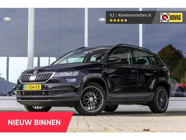 ŠKODA Karoq 1.5 TSI ACT Business Edition | Trekhaak | NL Auto | Carplay