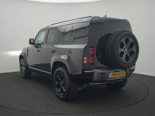 Land Rover Defender 110 2.0 P300e 110 X-Dynamic SE - RIJKLAARPRIJS - Plug-in Hybrid - All Seasonband...