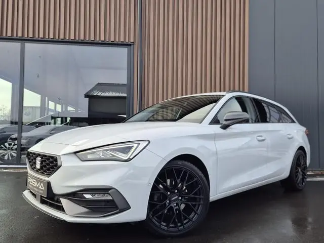 SEAT Leon Sportstourer 1.5 TSI FR Launch Edition | Virtual | Keyless | 18'' | Stuur-stoelverw. | Car...