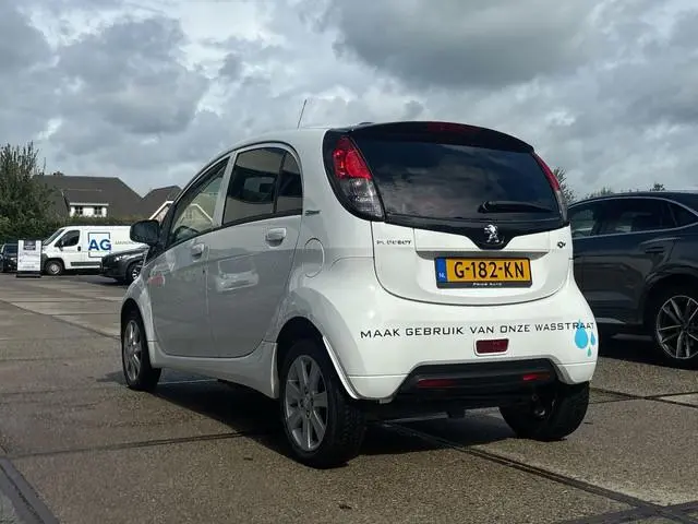 Peugeot iOn