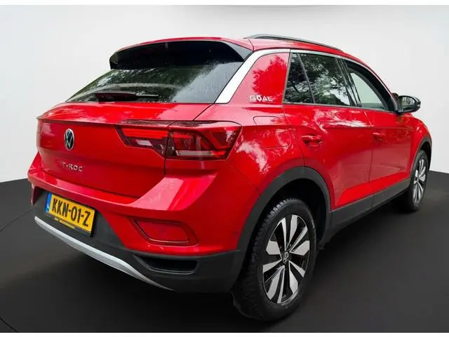 Volkswagen T-Roc TSI 115PK LIFE GOAL EDITION VIRTUAL/NAVI/ACC/STOELVERW. fabrieksgarantie