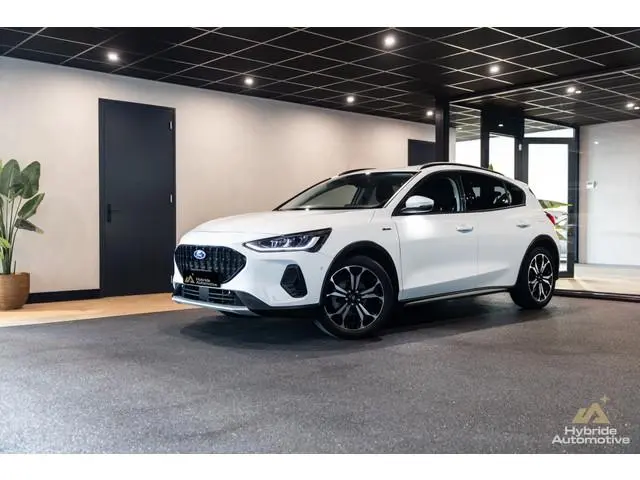 Ford Focus 1.0 EBH Active X | Comf stoelen | Park Sens V - A