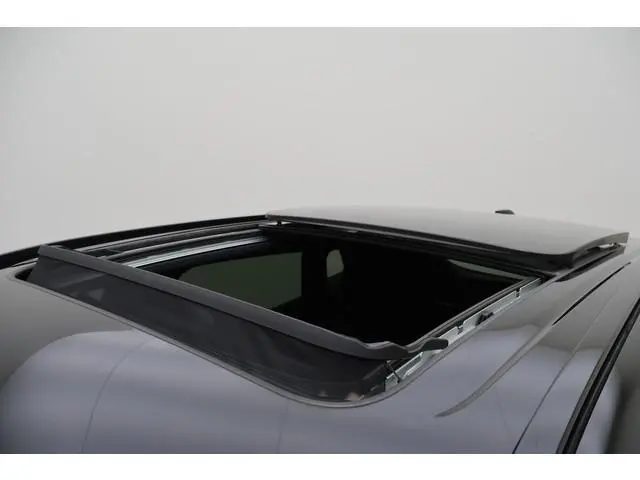 Lynk & Co 08