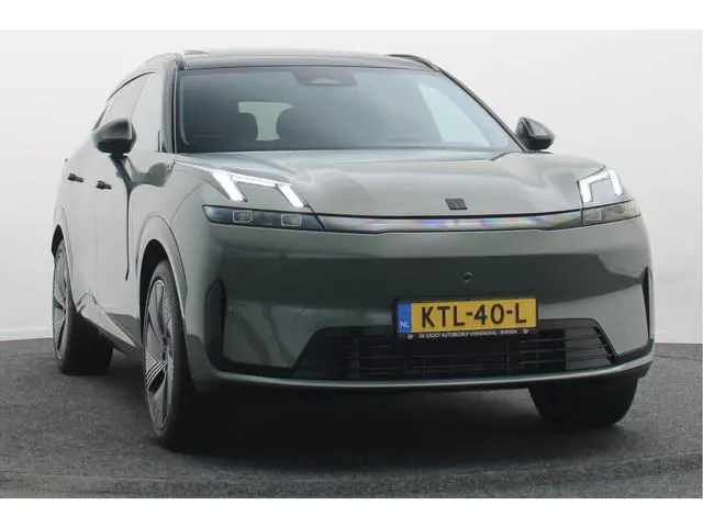 Lynk & Co 08
