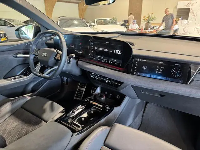 Audi Q6 e-tron