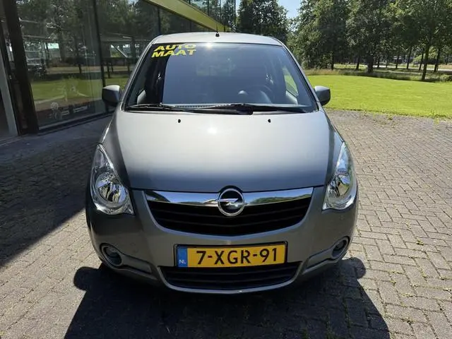 Opel Agila