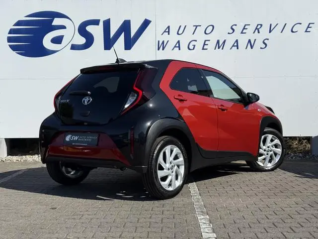 Toyota Aygo X 1.0 VVT-i S-CVT Pulse | Carplay | Camera | ACC | Stoelverwarming