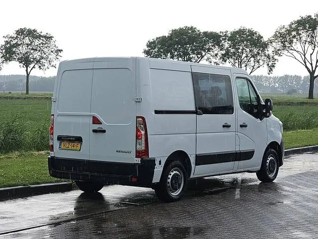 RENAULT MASTER 2.3 l1h1 dubbel cabine!