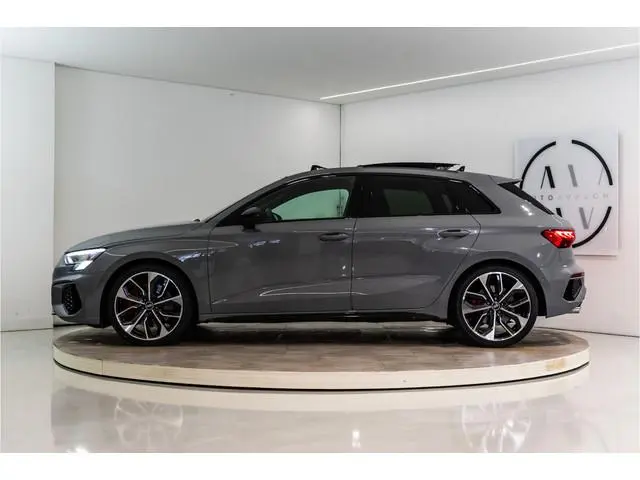 Audi S3 Sportback 2.0 TFSI Quattro 310PK | RS Stoelen | Pano | B&O | Matrix | VOL! Garantie