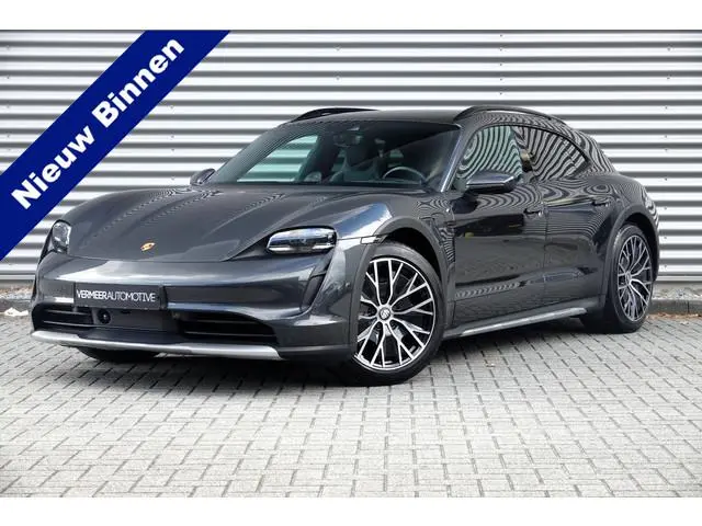 Porsche Taycan Cross Turismo 4 93 kWh | Sport Chrono | Panodak | Approved | Ventilatie |  Bose | Luc...