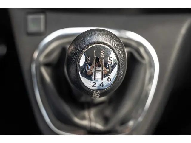 Nissan NV300