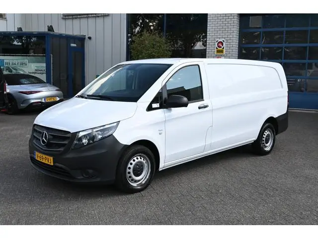 Mercedes-Benz Vito 114 CDI L3 Extra Lang Audio 40 navigatie met camera, 2500kg Trekhaak, Etc.