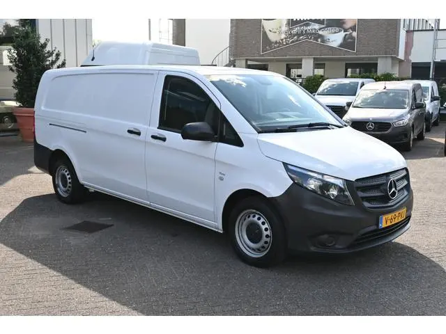 Mercedes-Benz Vito 114 CDI L3 Extra Lang Audio 40 navigatie met camera, 2500kg Trekhaak, Etc.
