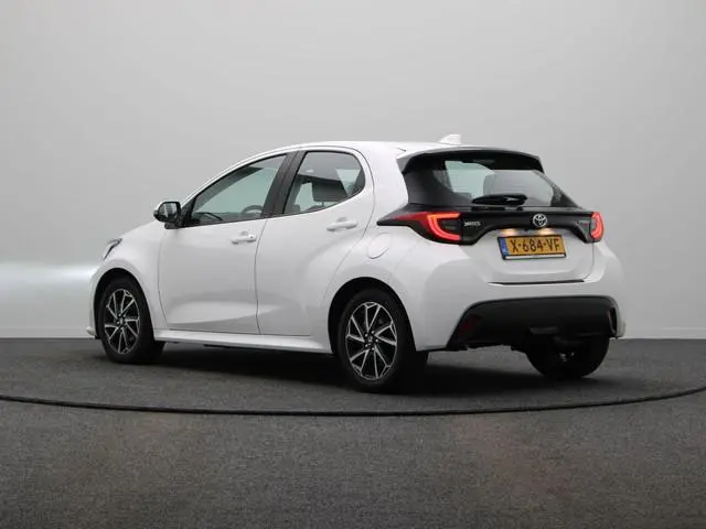 Toyota Yaris 1.5 Hybrid Dynamic | Achteruitrijcamera | Full Led Koplampen | Apple Carplay & Android...