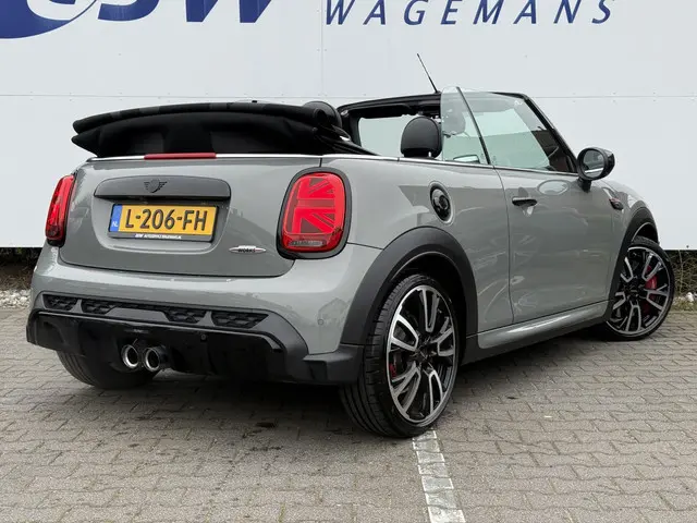 MINI Cooper Cabrio
