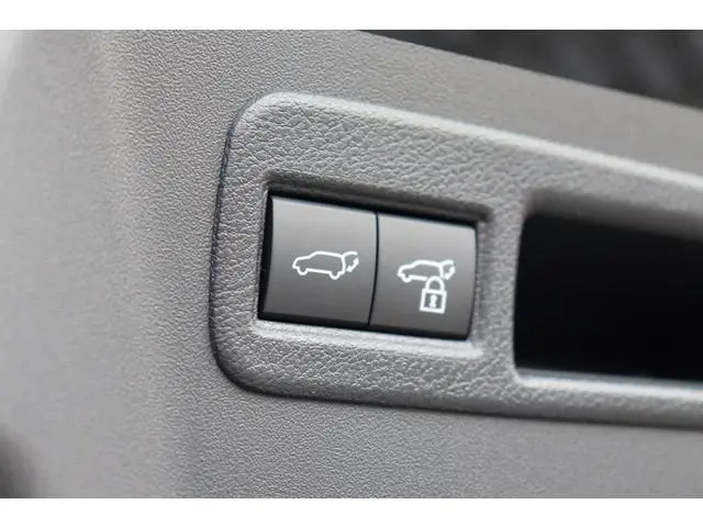 Toyota CHR +
