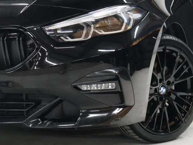 BMW 2-serie Gran Coupé 218i Business Edition [APPLE CARPLAY, ANDROID, ADAPTIVE LED, DRIVING ASSISTAN...