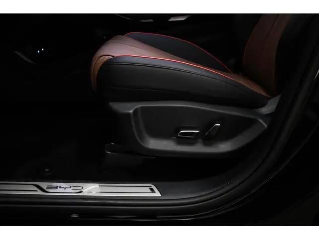 BYD SEAL U